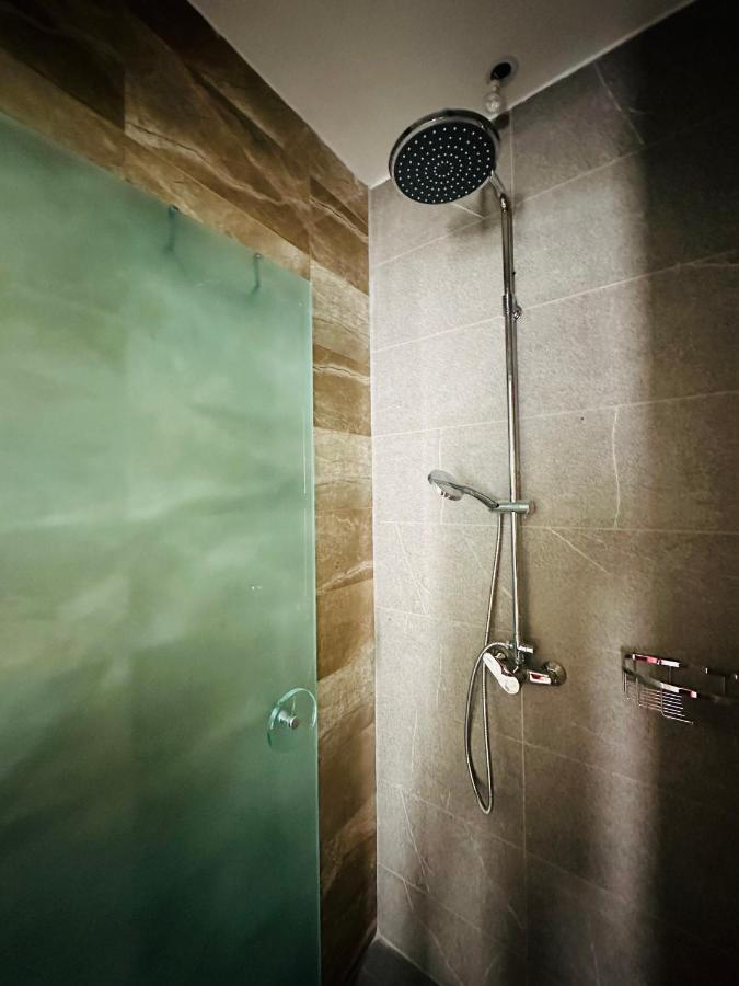 Jz Boutique 2 Apartment Rhodes City Bagian luar foto